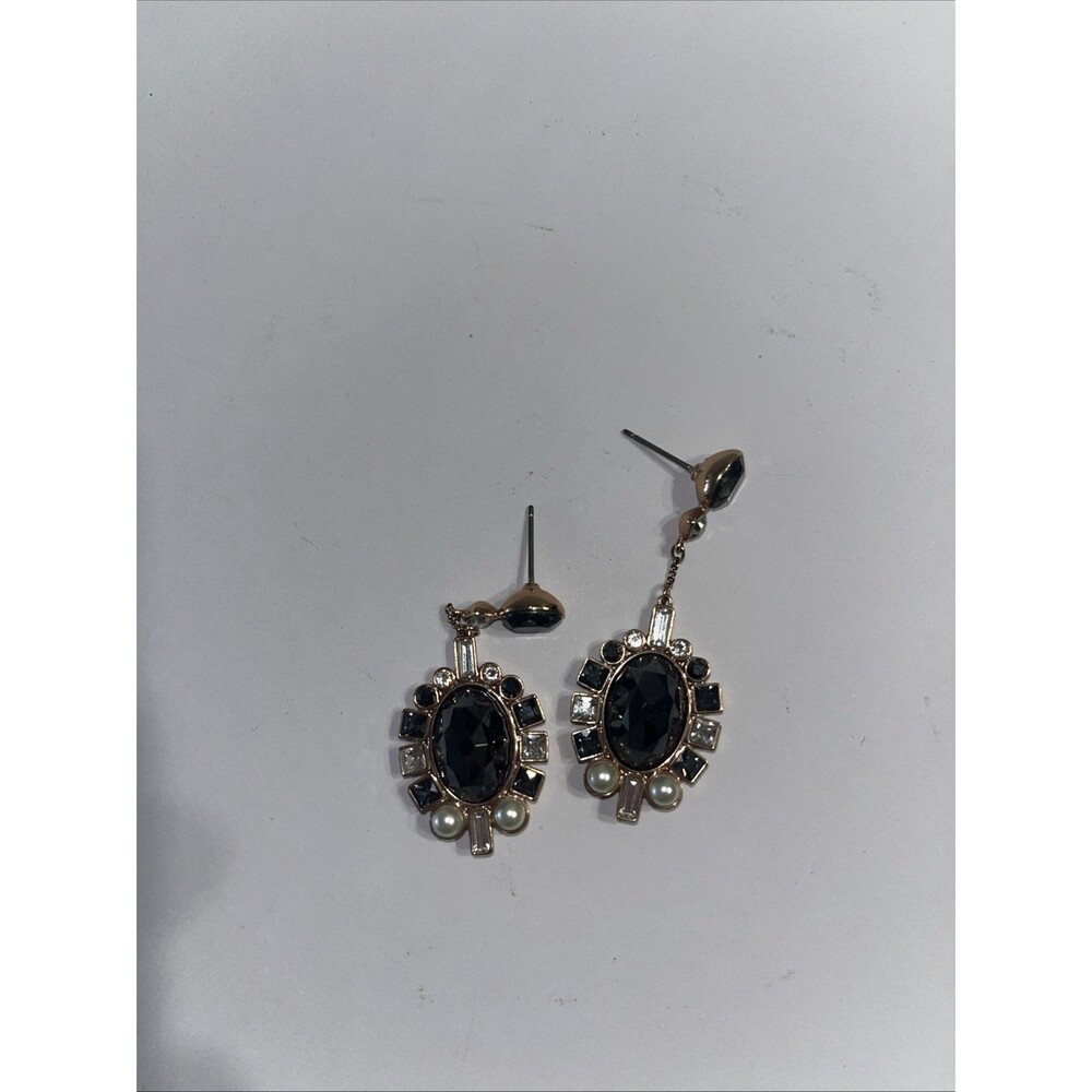 Swarovski Venetie Pierced Earrings Dark Crystal